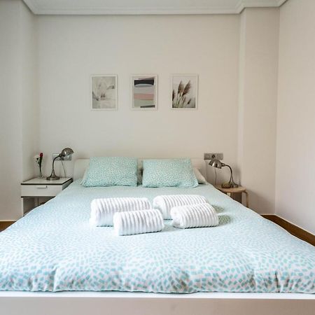 Apartamento En Primera Linea De Playa Riazor А-Корунья Екстер'єр фото