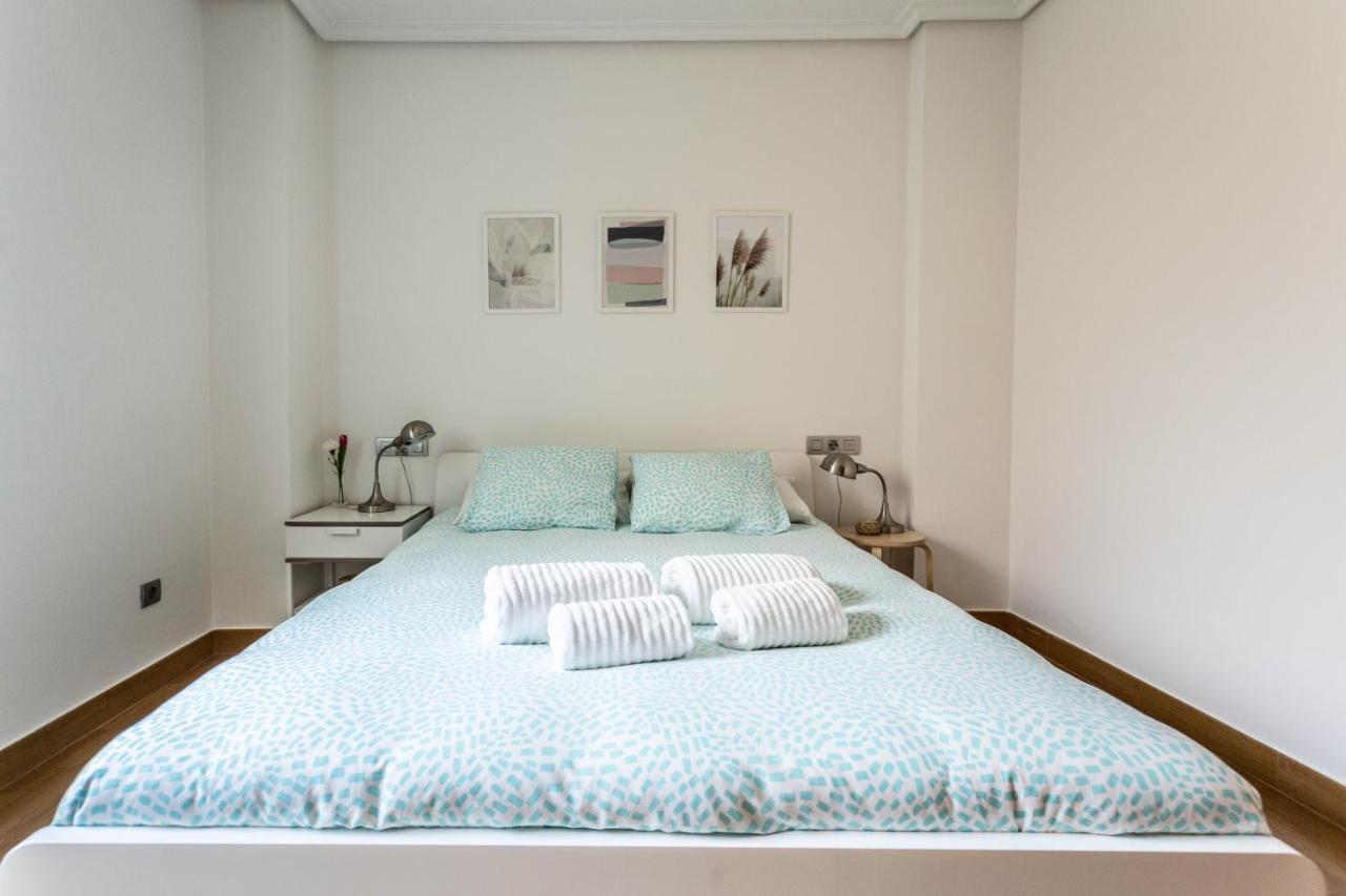 Apartamento En Primera Linea De Playa Riazor А-Корунья Екстер'єр фото